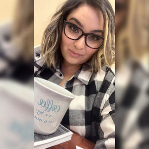 Meet your Posher, Jeralynn